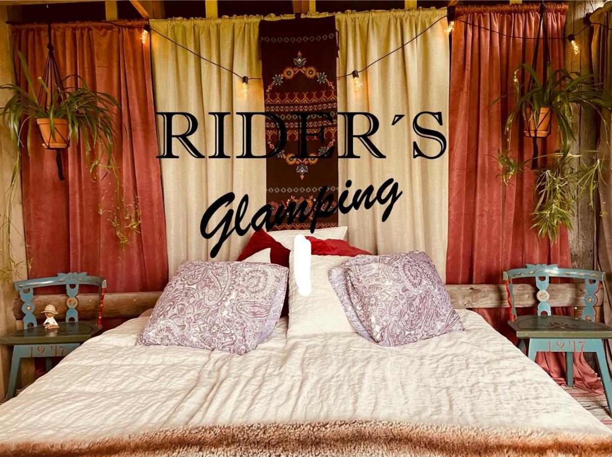 Rider'S Glamping Hotel Back Exterior foto