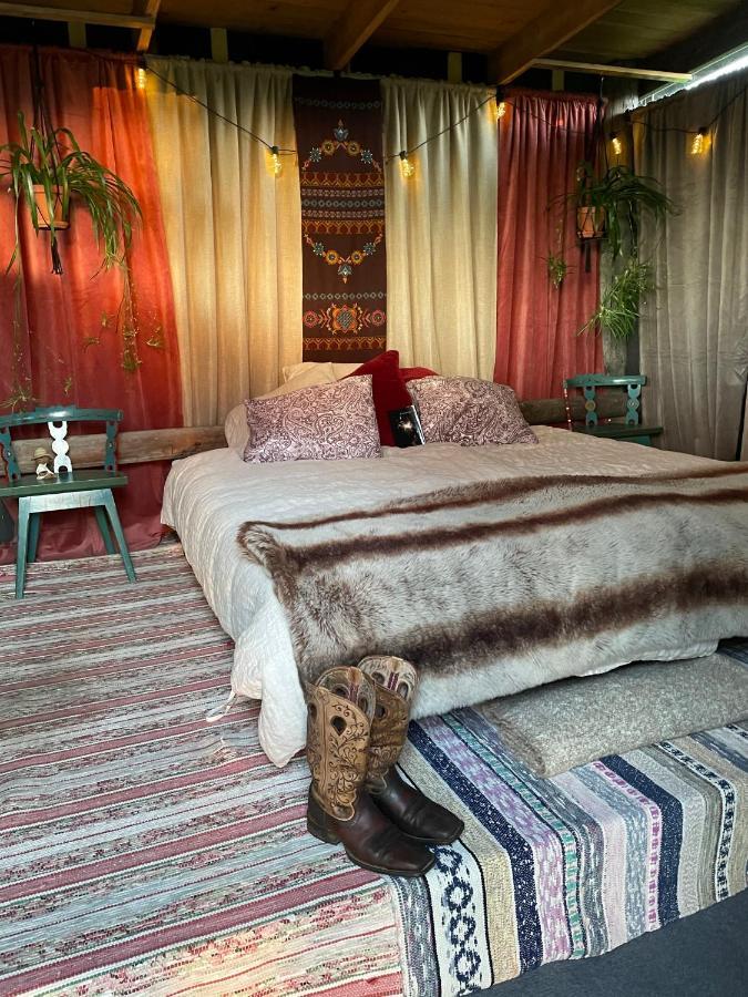 Rider'S Glamping Hotel Back Exterior foto